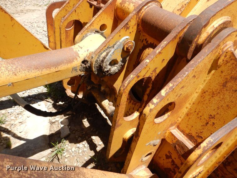 image for item DS8121 1995 John Deere 644G  wheel loader