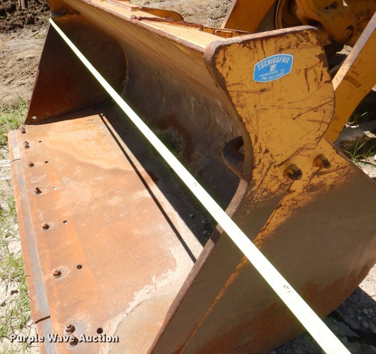 image for item DS8121 1995 John Deere 644G  wheel loader