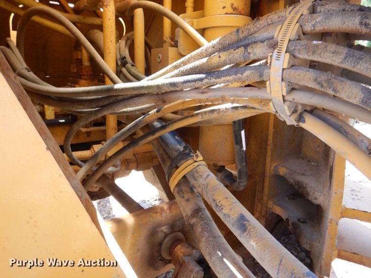 image for item DS8121 1995 John Deere 644G  wheel loader