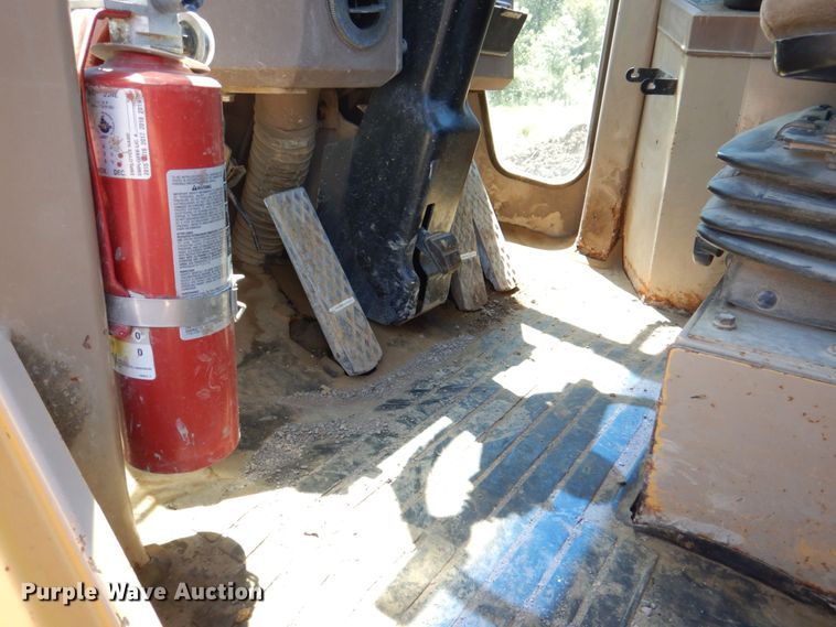 image for item DS8121 1995 John Deere 644G  wheel loader