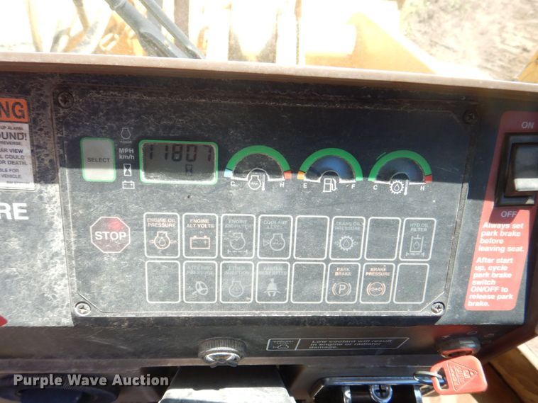 image for item DS8121 1995 John Deere 644G  wheel loader