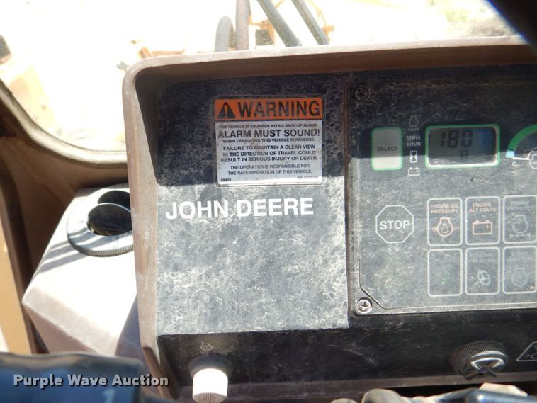 image for item DS8121 1995 John Deere 644G  wheel loader