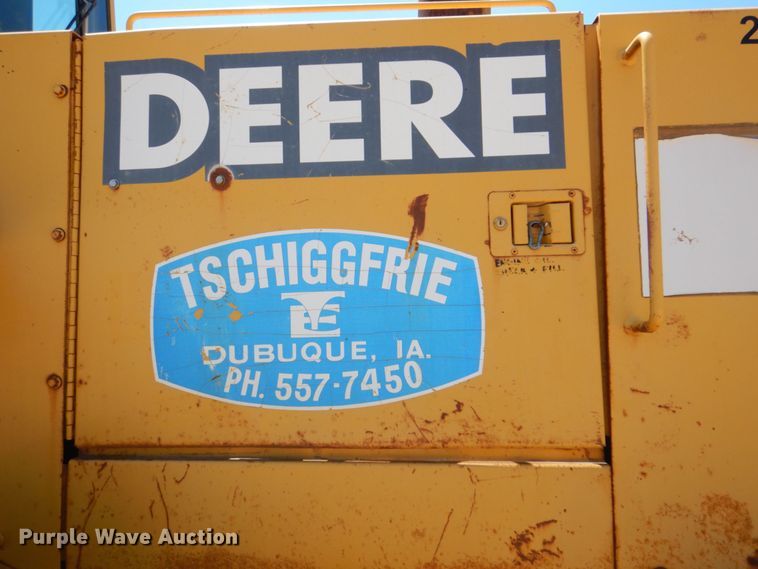 image for item DS8121 1995 John Deere 644G  wheel loader