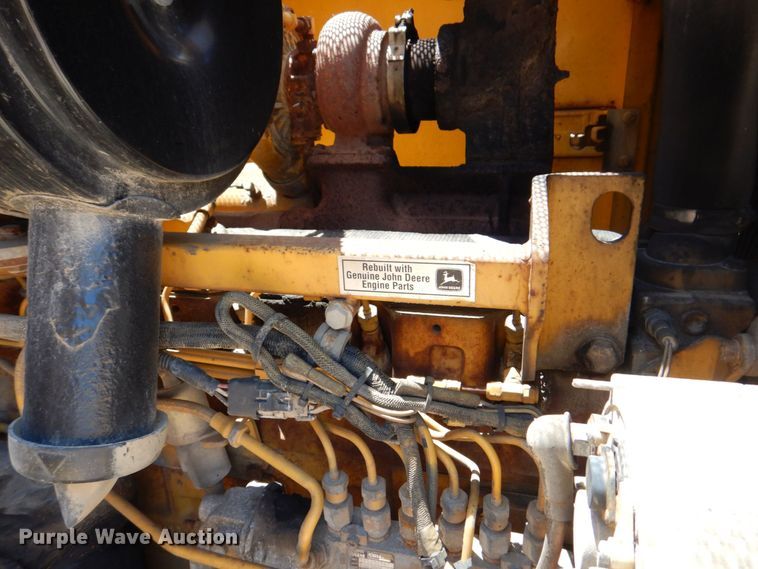 image for item DS8121 1995 John Deere 644G  wheel loader