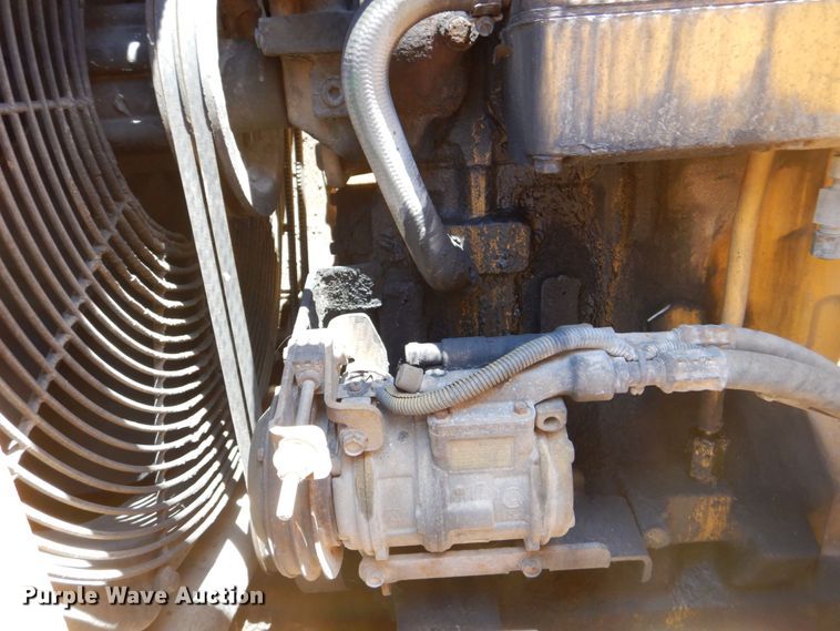 image for item DS8121 1995 John Deere 644G  wheel loader