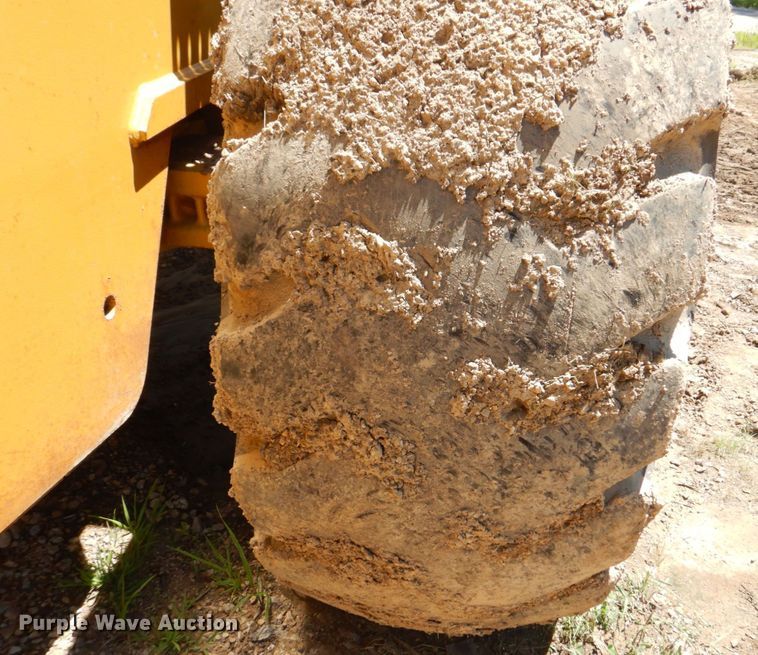 image for item DS8121 1995 John Deere 644G  wheel loader