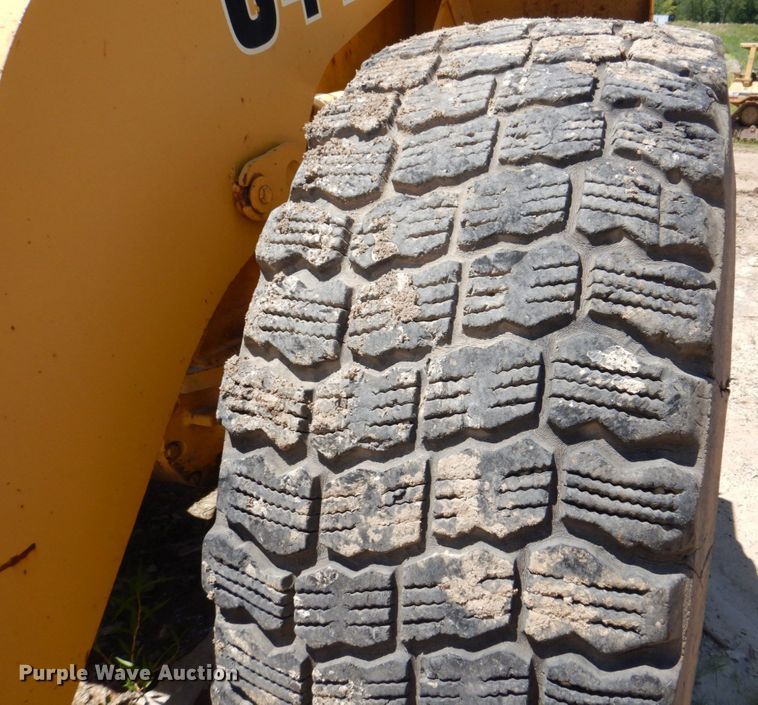 image for item DS8121 1995 John Deere 644G  wheel loader