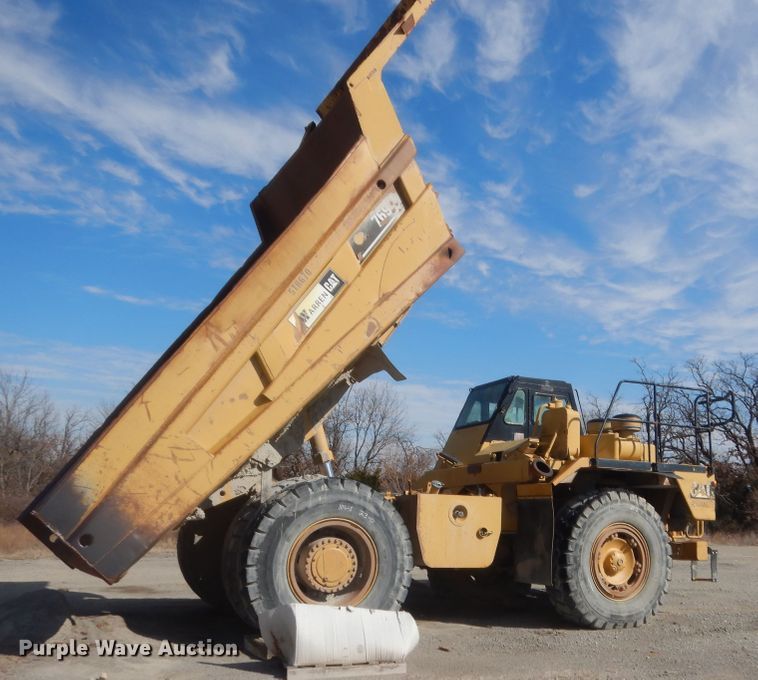 image for item HG9900 1997 Caterpillar 769D  haul truck