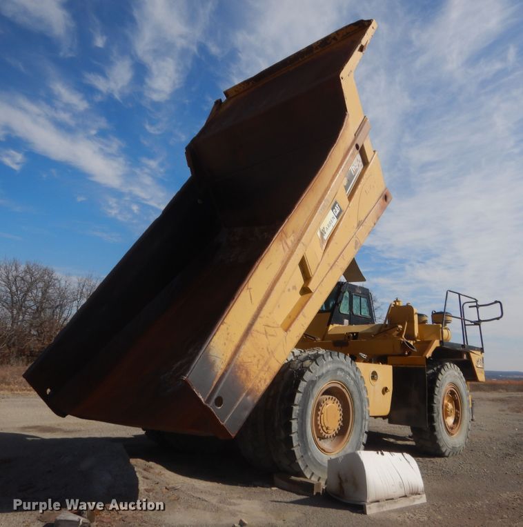 image for item HG9900 1997 Caterpillar 769D  haul truck