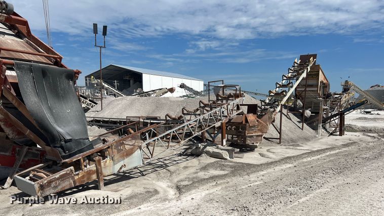 image for item HL9216 Midwest Industries  screening plant