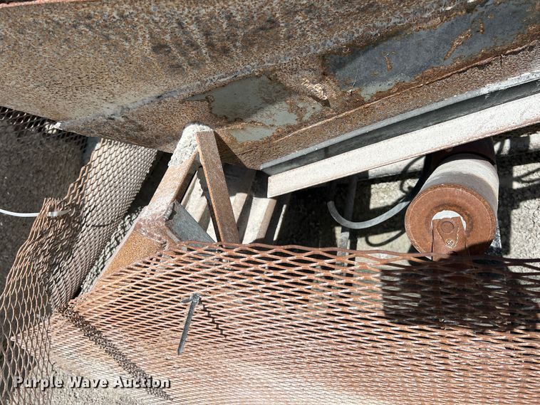 image for item HL9216 Midwest Industries  screening plant