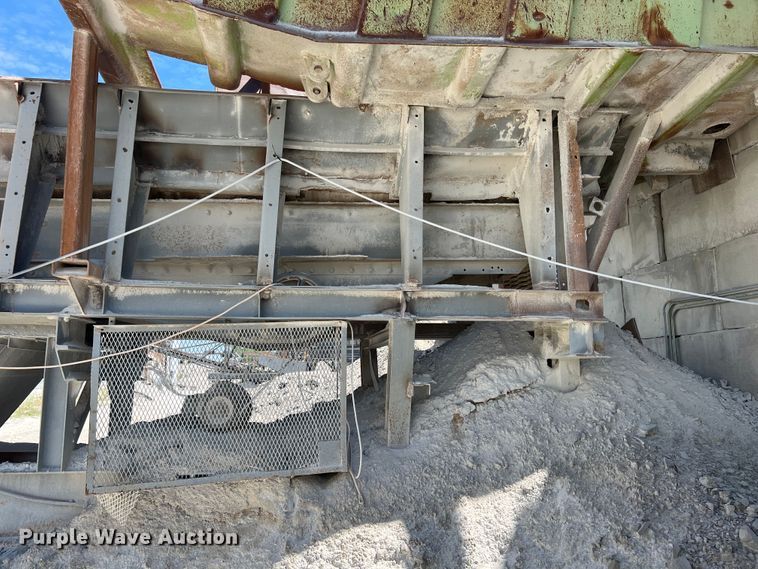 image for item HL9218 1974 Hewitt-Robins 3654  crusher