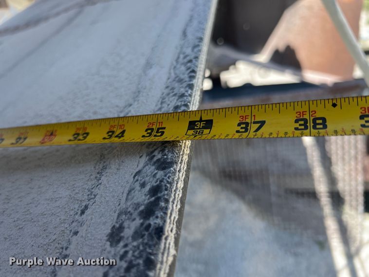 image for item HL9218 1974 Hewitt-Robins 3654  crusher