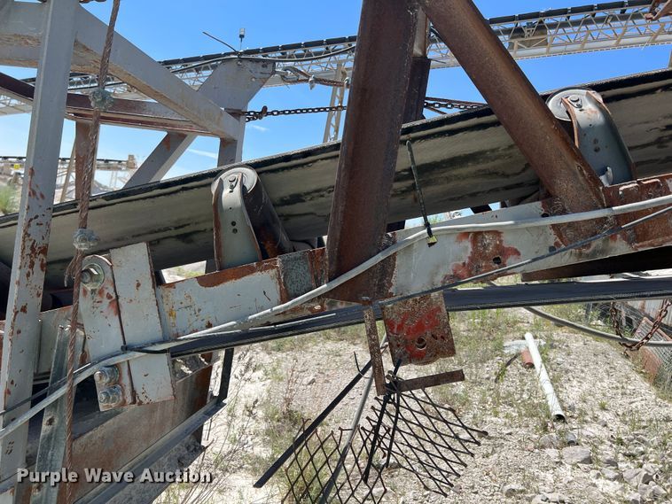 image for item HL9218 1974 Hewitt-Robins 3654  crusher