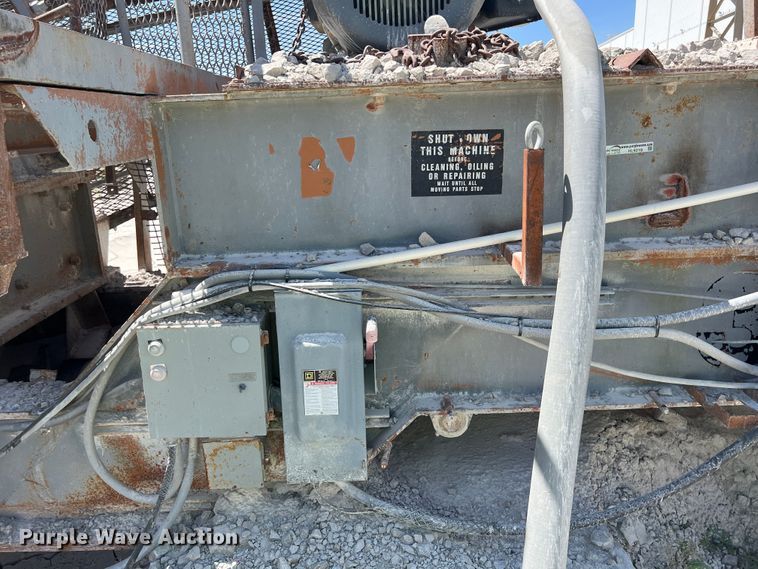 image for item HL9218 1974 Hewitt-Robins 3654  crusher