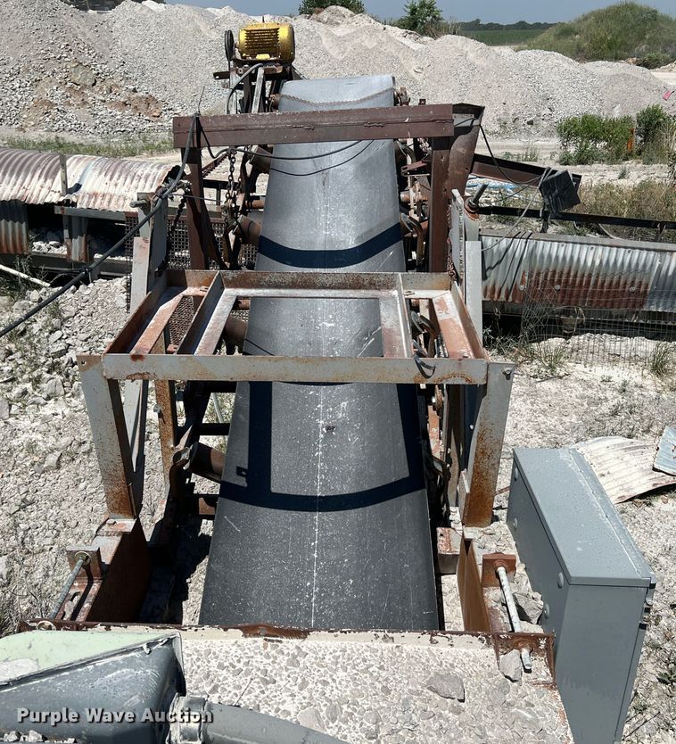 image for item HL9218 1974 Hewitt-Robins 3654  crusher