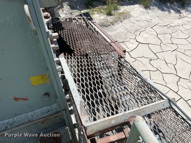 image for item HL9218 1974 Hewitt-Robins 3654  crusher