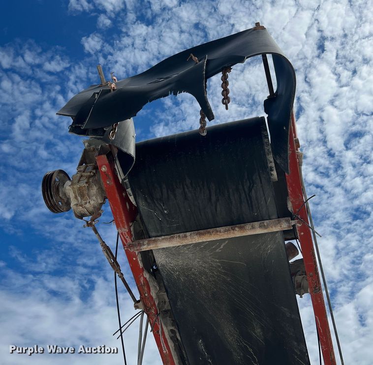 image for item HL9225 2002 Finlay S532  conveyor