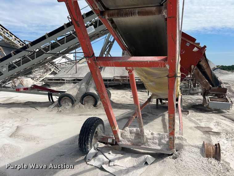 image for item HL9225 2002 Finlay S532  conveyor