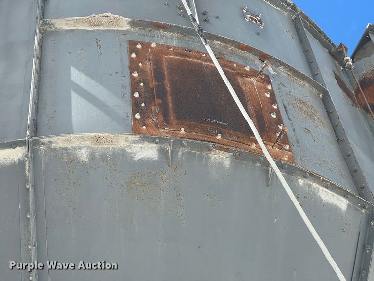 image for item HL9227 Tub material feeder