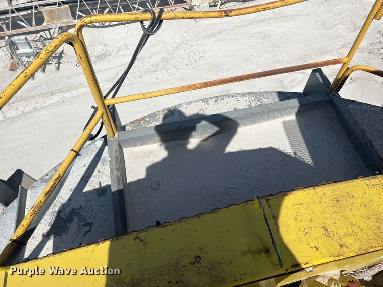 image for item HL9227 Tub material feeder