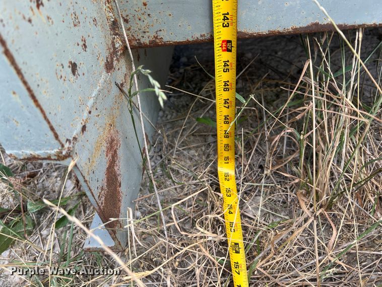 image for item HL9229 (2) gravity feed bins