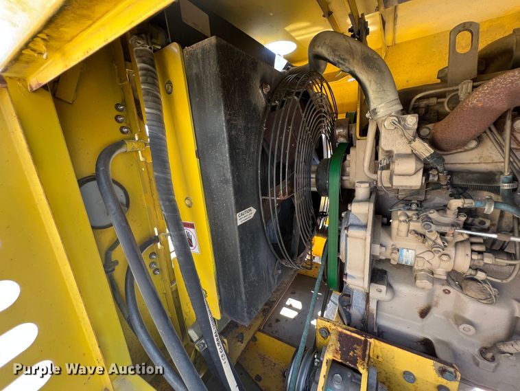 image for item HL9231 2007 Superior Broom DT80J  broom