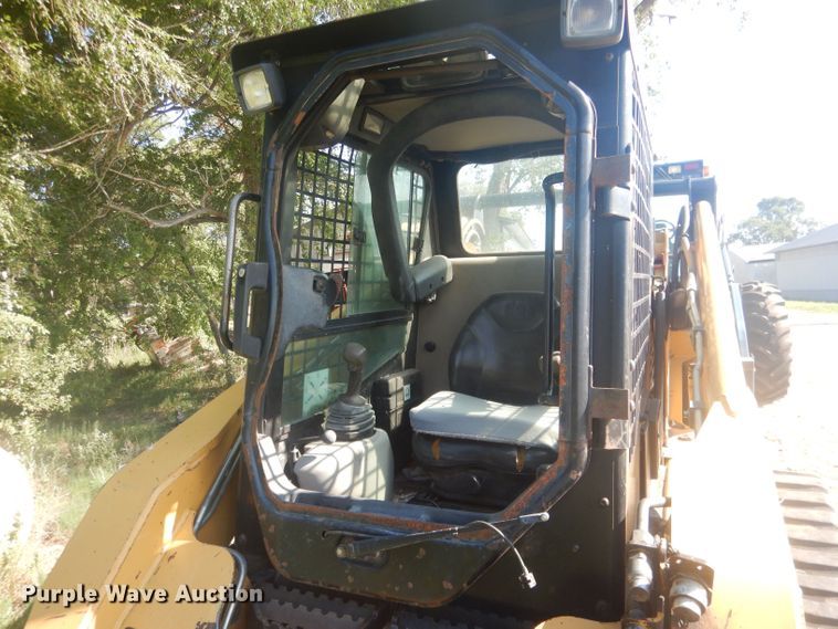 image for item HU9429 2007 Caterpillar 287B  skid steer loader