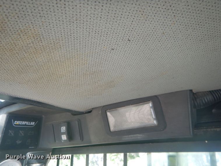 image for item HU9429 2007 Caterpillar 287B  skid steer loader