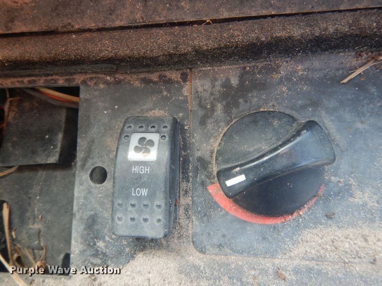 image for item HU9429 2007 Caterpillar 287B  skid steer loader