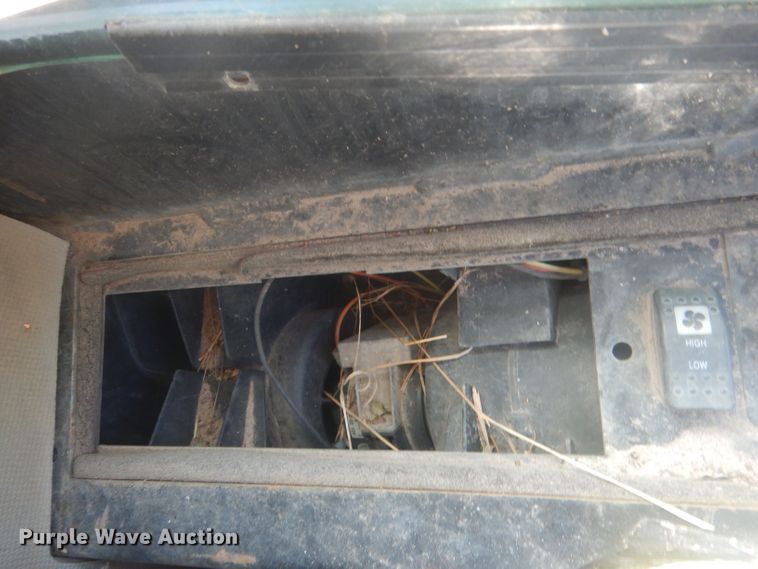 image for item HU9429 2007 Caterpillar 287B  skid steer loader