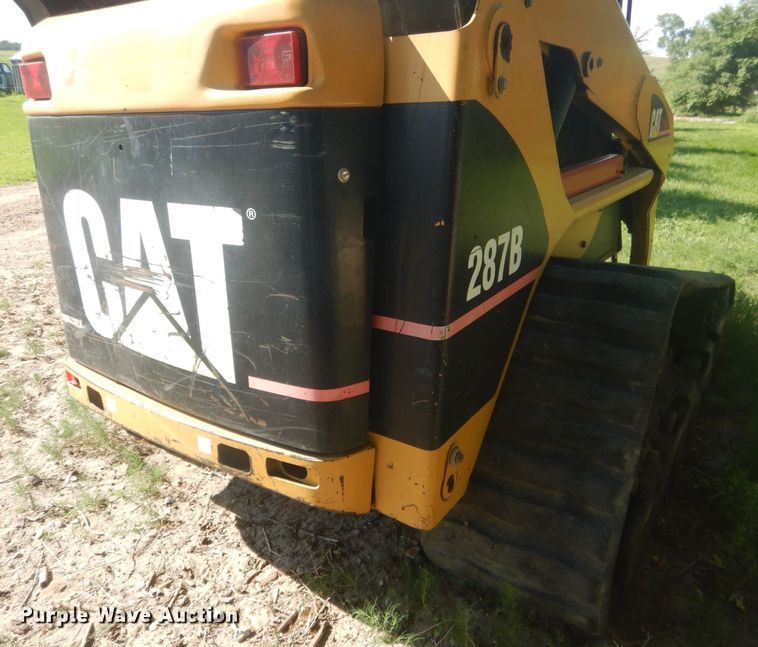 image for item HU9429 2007 Caterpillar 287B  skid steer loader