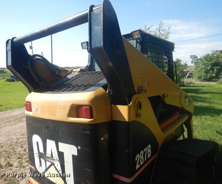 image for item HU9429 2007 Caterpillar 287B  skid steer loader