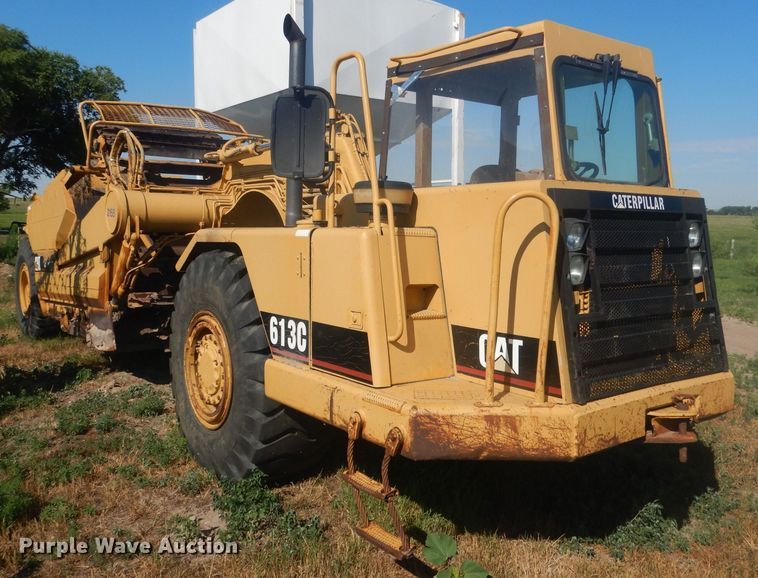 image for item HU9430 1999 Caterpillar 613C  scraper