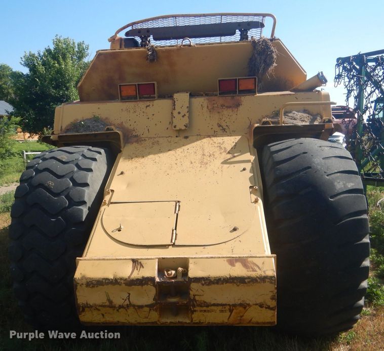 image for item HU9430 1999 Caterpillar 613C  scraper