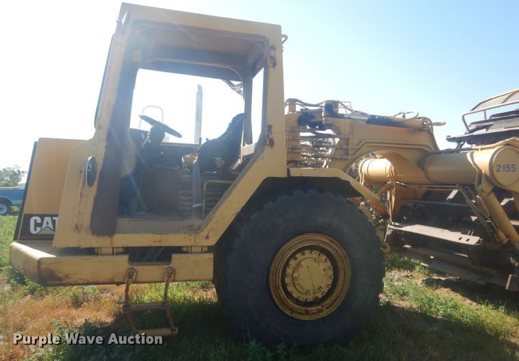 image for item HU9430 1999 Caterpillar 613C  scraper