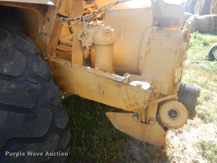 image for item HU9430 1999 Caterpillar 613C  scraper