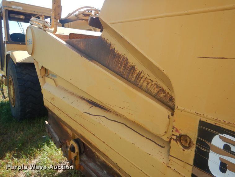 image for item HU9430 1999 Caterpillar 613C  scraper