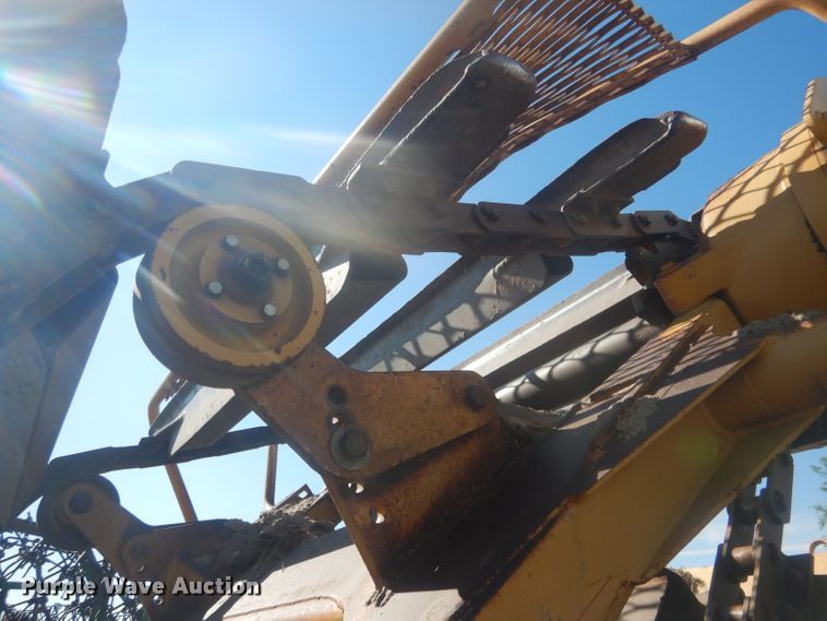 image for item HU9430 1999 Caterpillar 613C  scraper