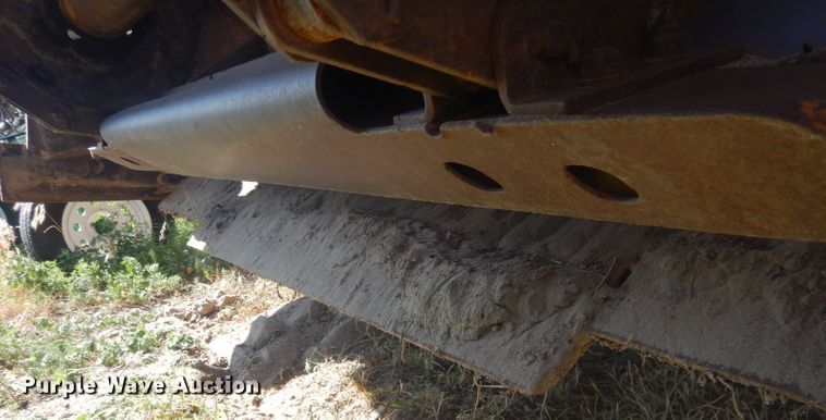 image for item HU9430 1999 Caterpillar 613C  scraper