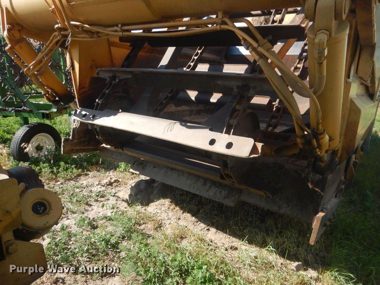 image for item HU9430 1999 Caterpillar 613C  scraper