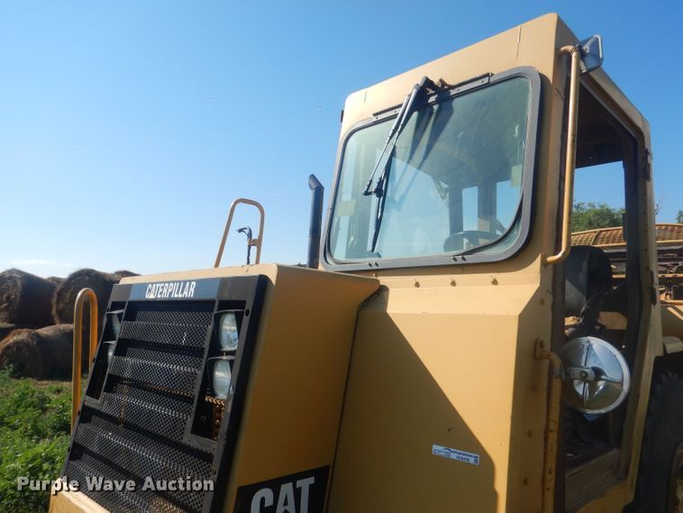 image for item HU9430 1999 Caterpillar 613C  scraper