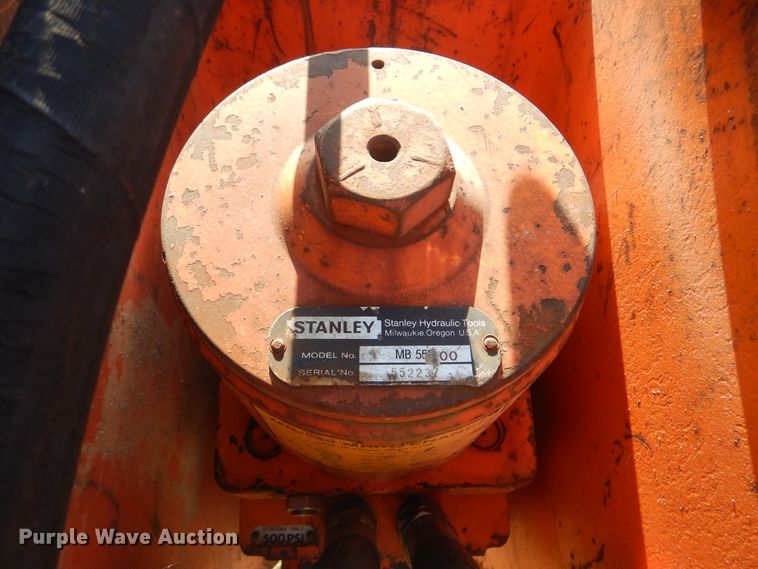 image for item HX9033 Stanley MB-550 breaker