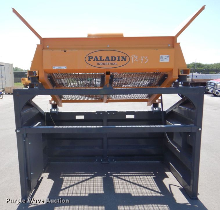 image for item IB9531 Paladin Industrial  vibratory screen