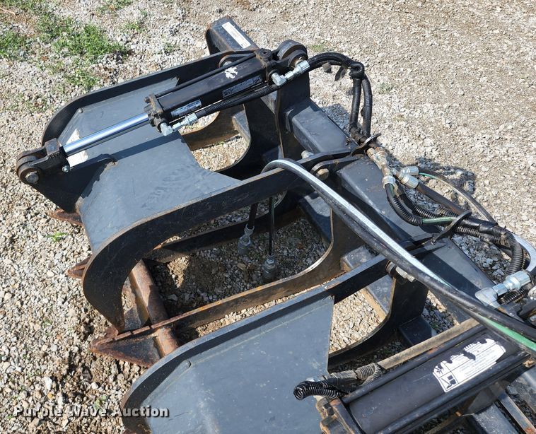 image for item JA9859 67" W skid steer grapple bucket