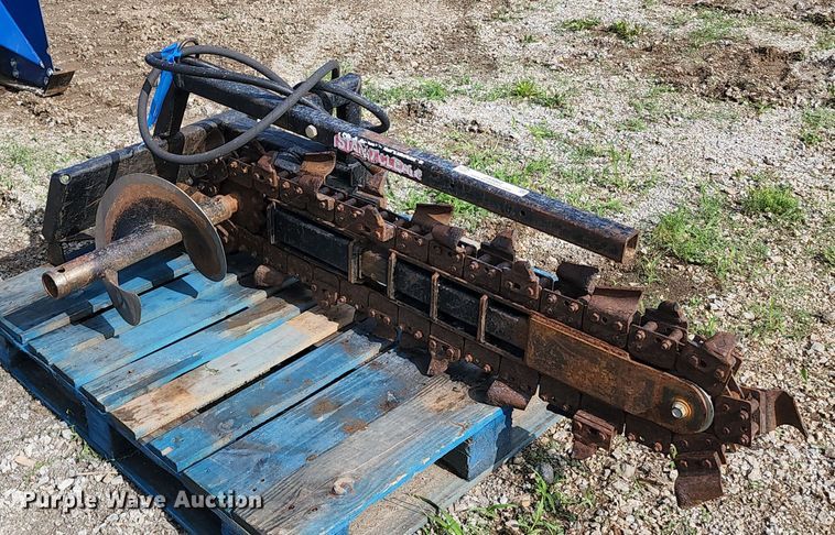 image for item JA9862 Compact utility loader trencher