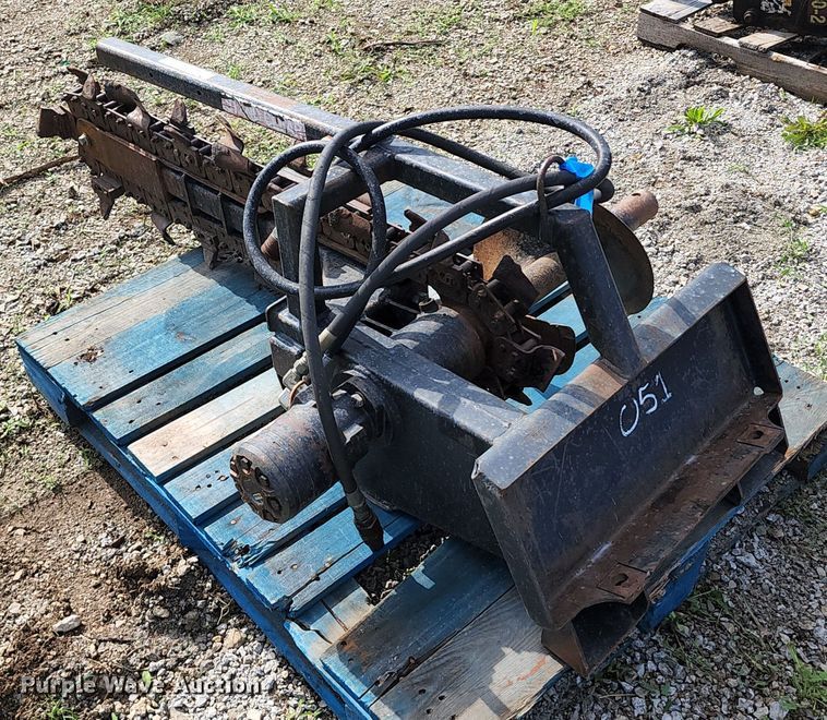 image for item JA9862 Compact utility loader trencher