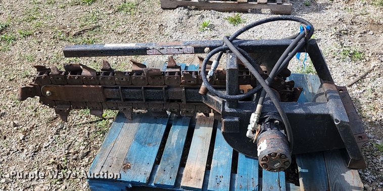 image for item JA9862 Compact utility loader trencher