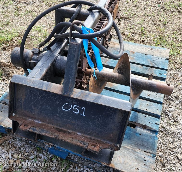 image for item JA9862 Compact utility loader trencher