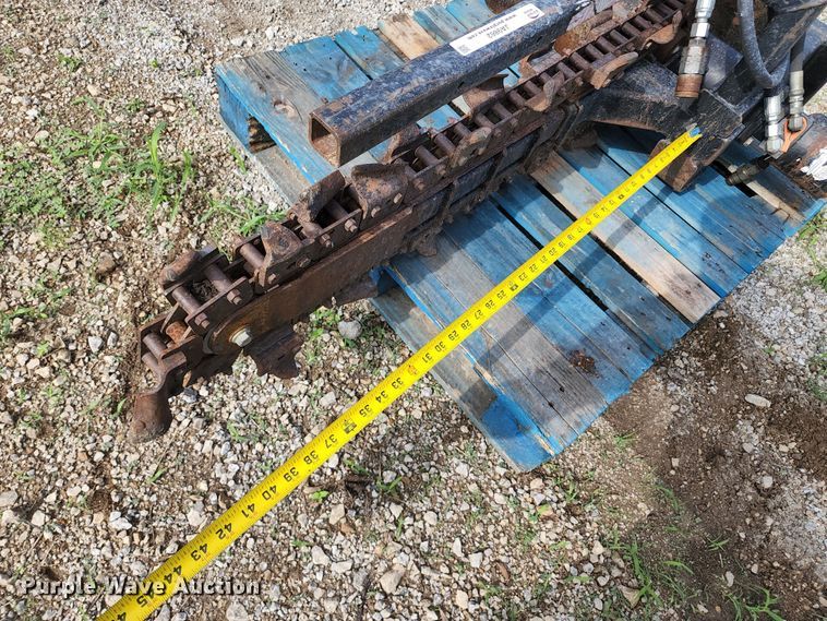 image for item JA9862 Compact utility loader trencher